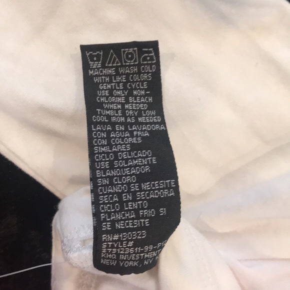 Brand new Calvin Klein 2 piece set for 4T girl - Picture 8 of 14